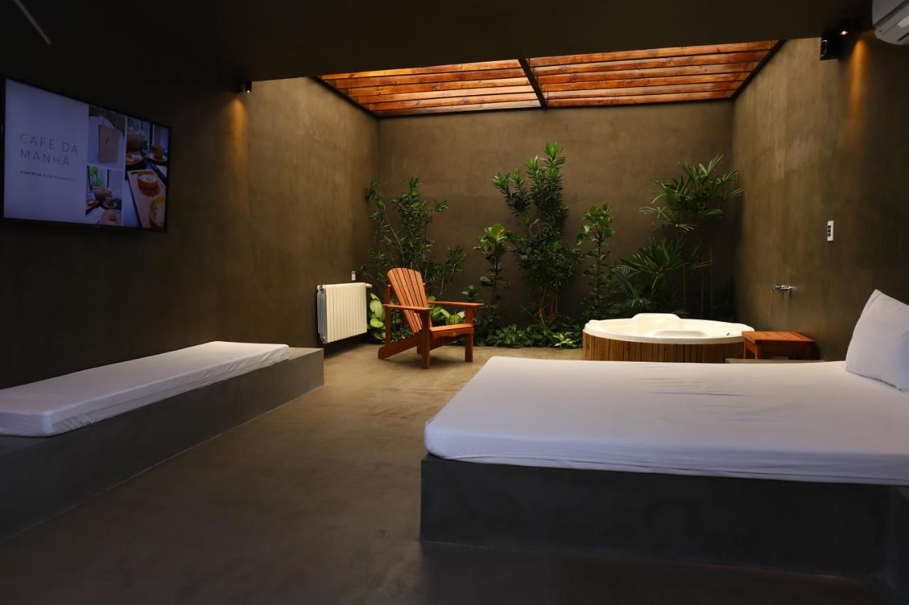 Luv Gardens Motel - Adults Only Caxias do Sul Ngoại thất bức ảnh